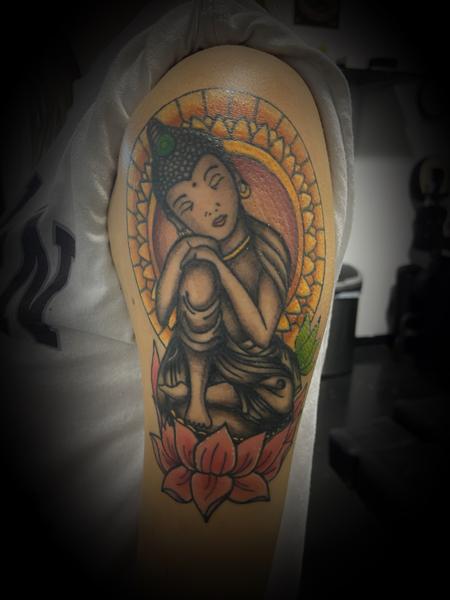 Nick Sadler (MADISON) - Buddha lotus color mash 