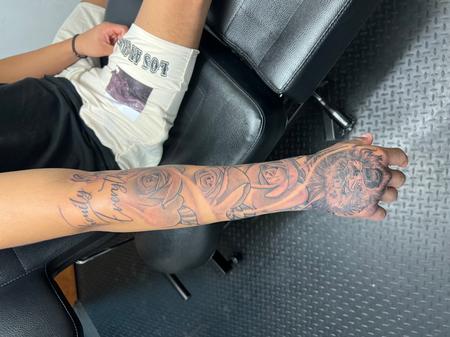 Tattoos - Lion and roses  - 144714
