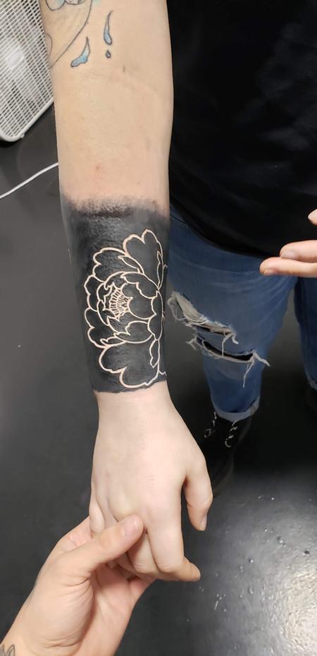 Tattoos - Blackout sleeve with negative peonies - 141335