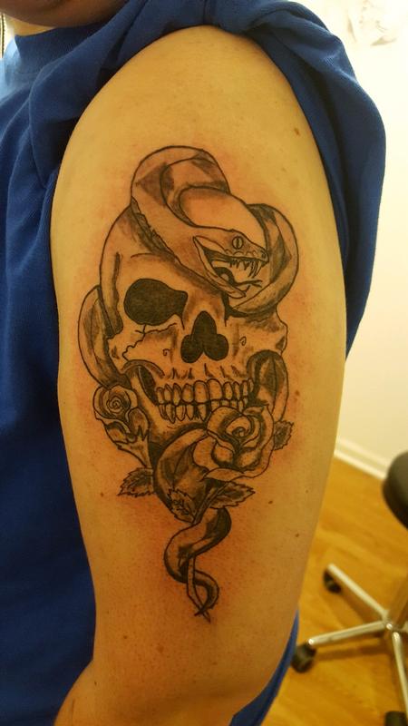Tattoos - Snake skull - 132225