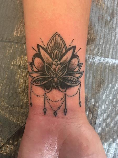 bubba underwood - Lotus mandala coverup