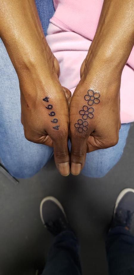 Tattoos - Minimalistic hand tattoo - 140506