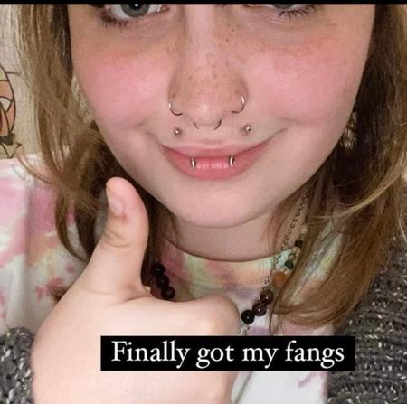 Tattoos - Lip - 145867