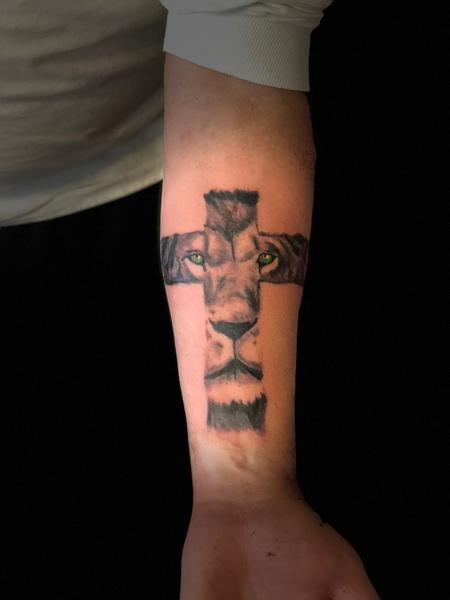 Tattoos - lion cross - 138349