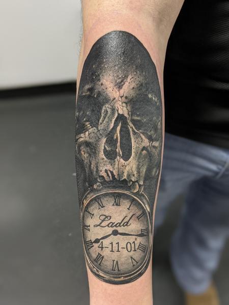 Tattoos - Skull and watch - 142615