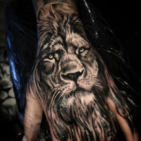 Tattoos - Little Lion Hand - 144639