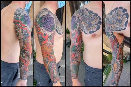 Boston Rogoz - Dragon and chrysanthemum chest and arm sleeve