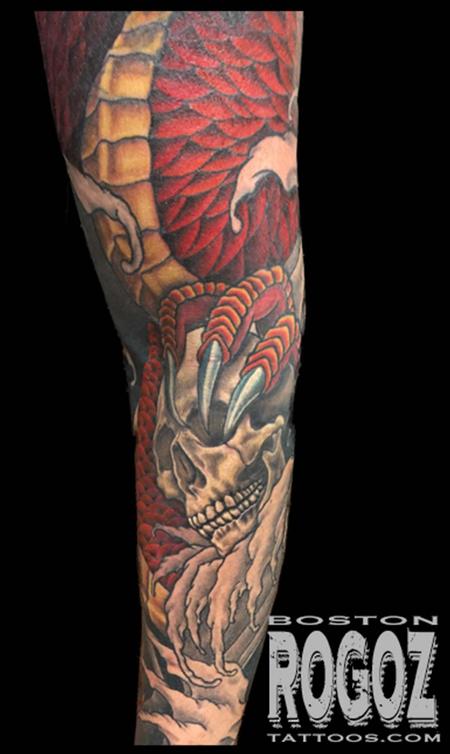 Boston Rogoz - Dragon sleeve skull detail