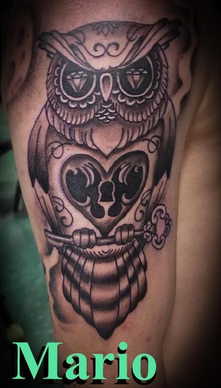 Mario Padilla - Black and Grey Owl