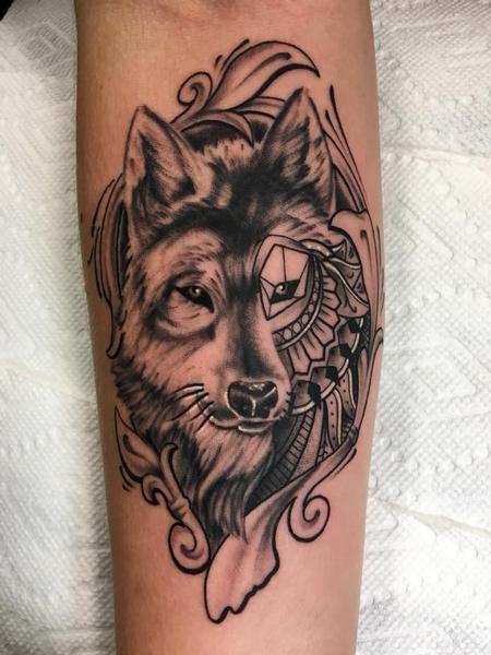 Jake Hand - Black and grey wolf mandala