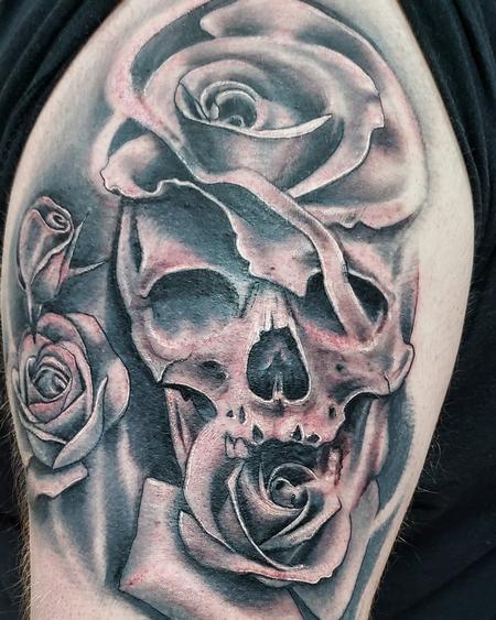 Tattoos - Skull and Roses - 142462