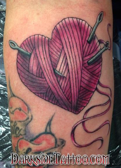 Tattoos - Color Heart-Shaped Yarn Ball - 99373