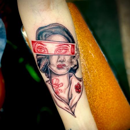 Tattoos - lady - 142801