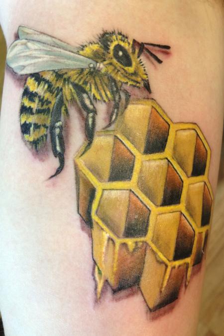 Tattoos - Bee with honeycomb - 76105