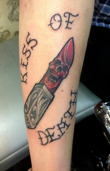 Tattoos - Kiss of Death Lipstick Tattoo - 73049