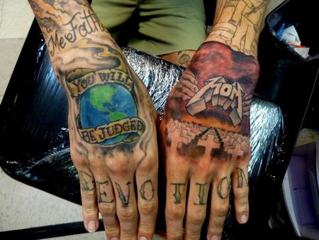 Mully - Metallica tattoo hands