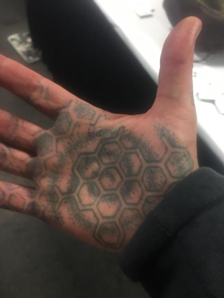 Tattoos - Dotwork hand - 122854