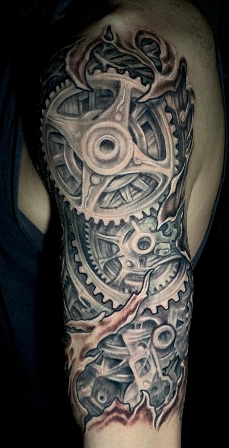 Phil Robertson - Gear tattoo