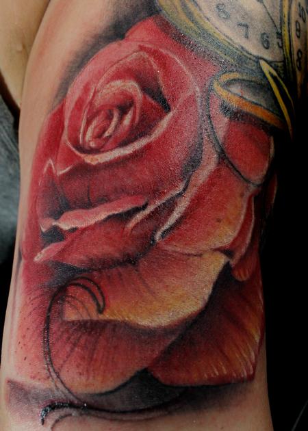 Tattoos - Una rosa para el dia - 138372