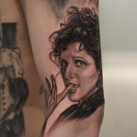 Tattoos - Elaine - 89774