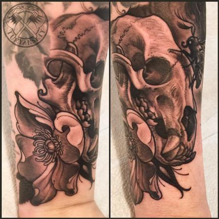 Tattoos - Bear skull and dog rose flower - 114610