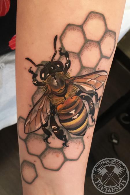 Tattoos - Bzzzz - 114611