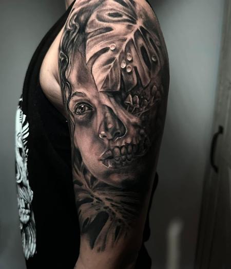 Tattoos - Woman/Skull Face - 146157