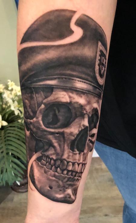 Tattoos - Skull with Beret - 139717