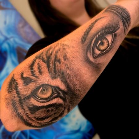 Tattoos - Tiger Woman - 146101